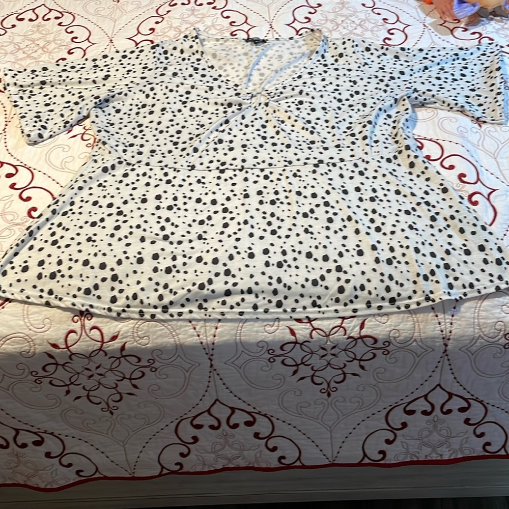 Plus size 28 Dalmatian print dressy top